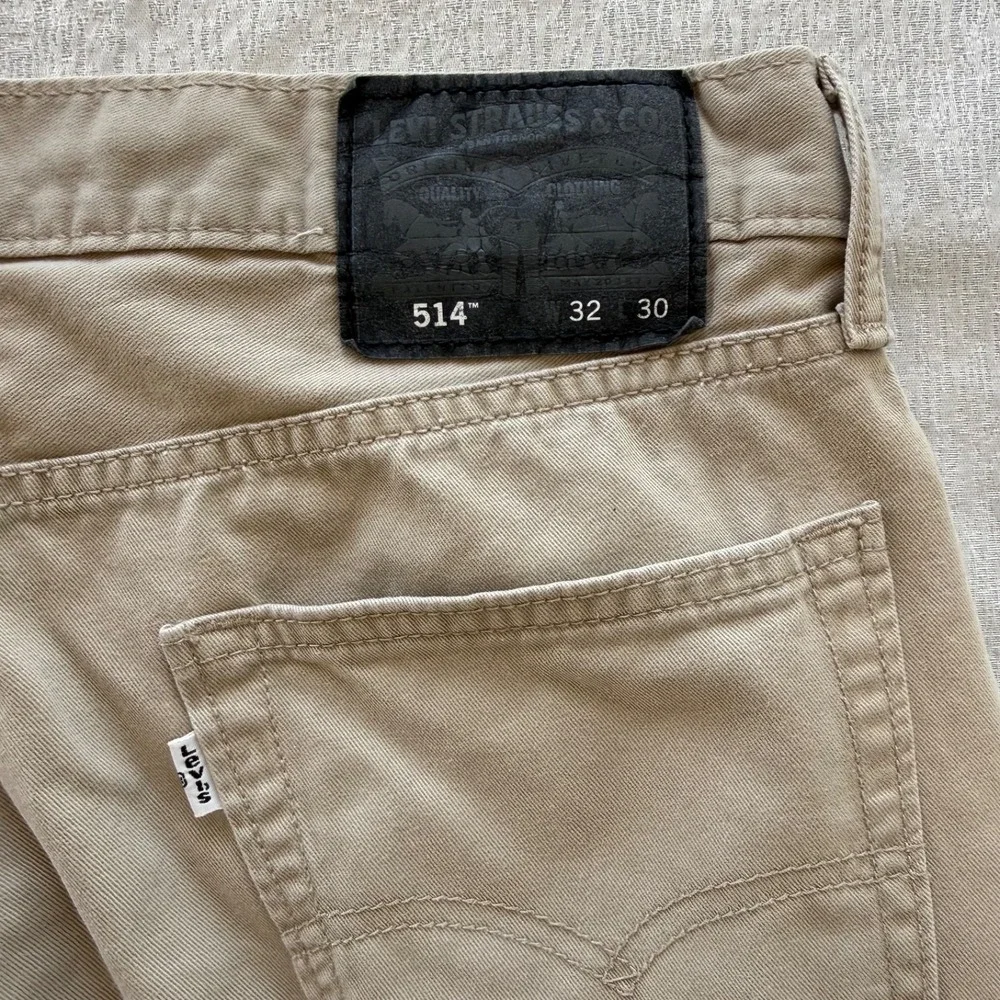 Levi's 514 Straight Fit Pants Mens 32x30 Khaki Tan Stretch Cotton Twill 5 Pocket